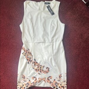 New! Elegant White and Brown Patterned Dress